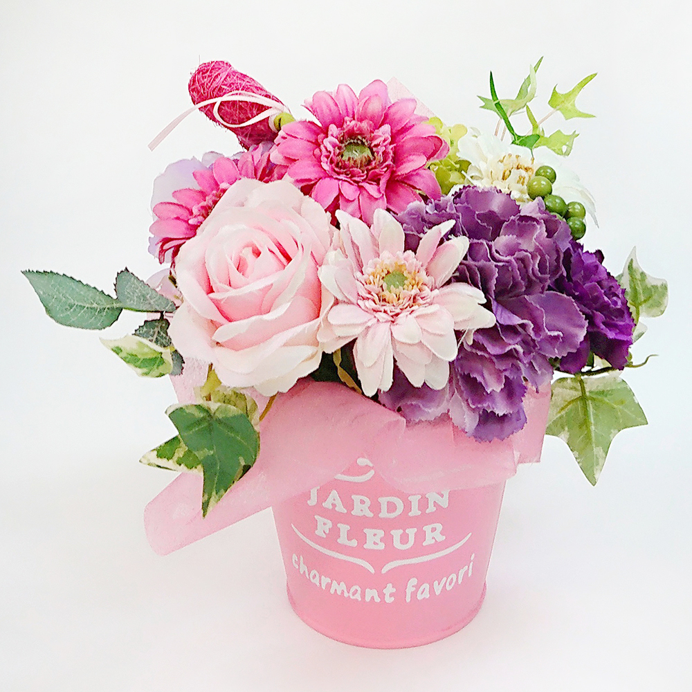 生花 アレンジ ハートピック入り生花アレンジメント ブリキ缶ピンク 商品詳細 高島屋オンラインストア