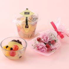 【母の日】やまがた果実フルーツあんみつとミニ花束セット（生花）