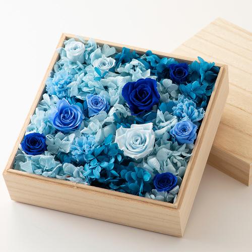 桐箱入り　BOXプリザーブドフラワーアレンジ（ブルー系）