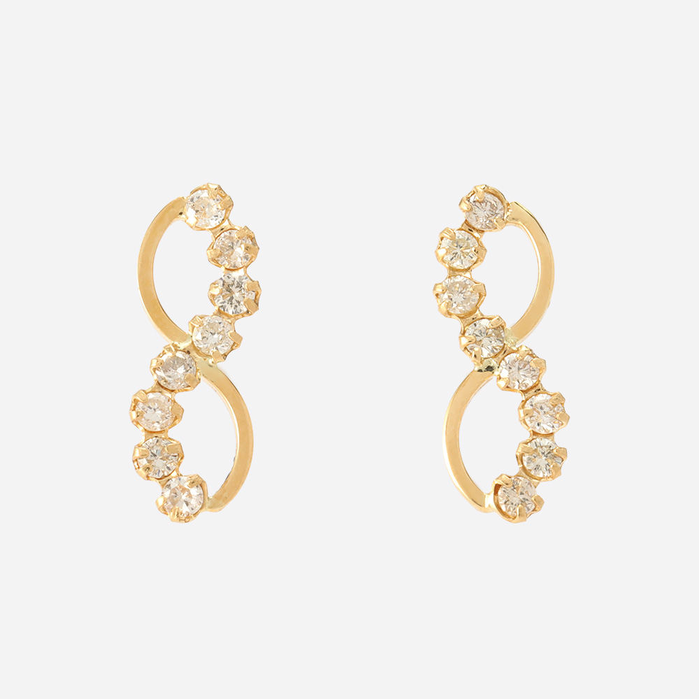 K18ダイヤピアス