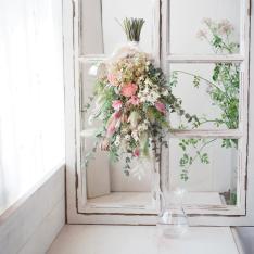 【母の日】スワッグブーケ・ピンク（ガラス花器付き）