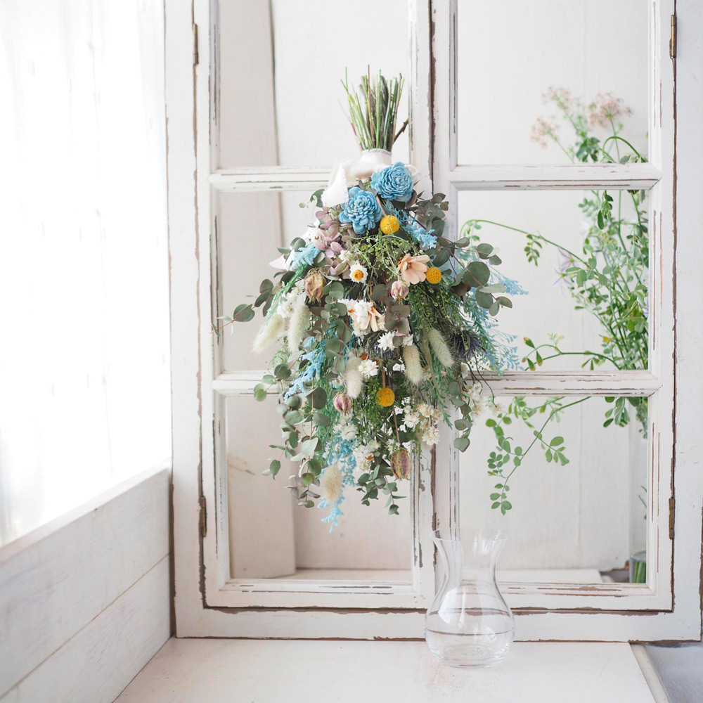 【母の日】スワッグブーケ・ブルー（ガラス花器付き）