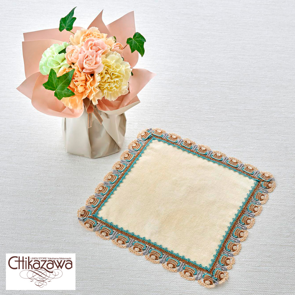 【母の日】生花　そのまま飾れるブーケミックス＆＜近沢レース店＞タオルハンカチ「パンケーキ　パウダーイエロー」