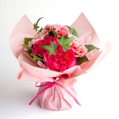 【母の日】生花　そのまま飾れる母の日ブーケ