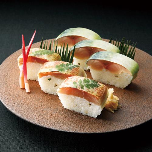 鯖棒すしと金目鯛あぶりすし（W459）384593