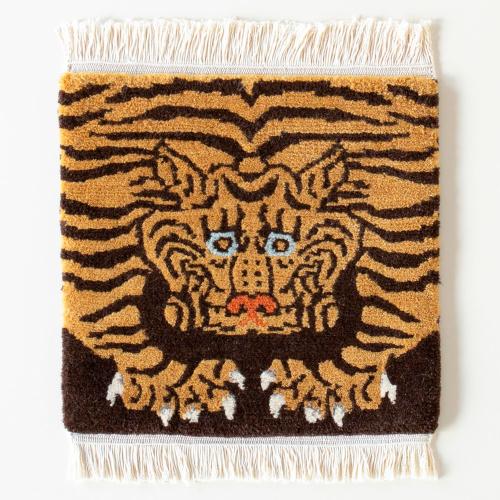 ブルーアイタイガー