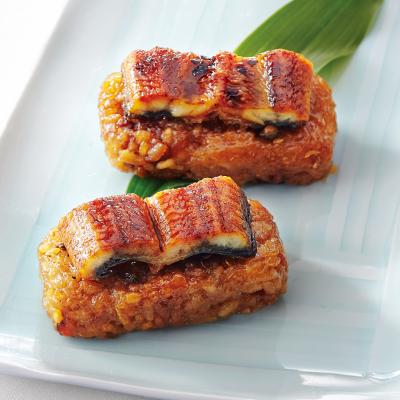 〈つきじ宮川本廛〉鰻おこわ