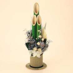 迎春 ロスフラワー(R)と竹で飾る門松
