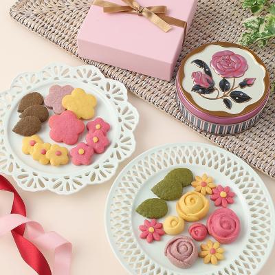 お花のクッキーボックス薔薇缶