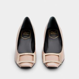 2点グレースクラス カーディガン とロジェヴィヴィエフラットシューズ バレリーナ | Roger Vivier