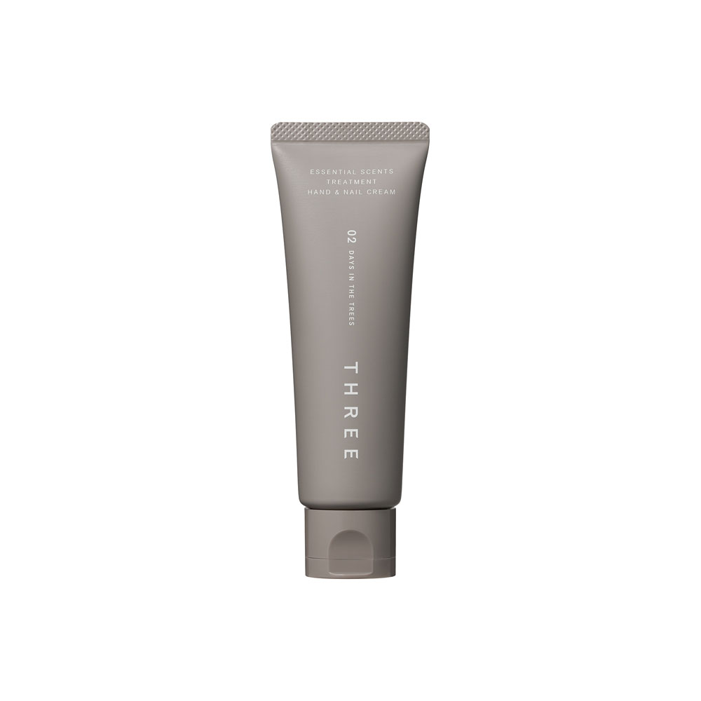 THREE エッセンシャルセンツ トリートメント ハンド＆ネイル クリーム 02