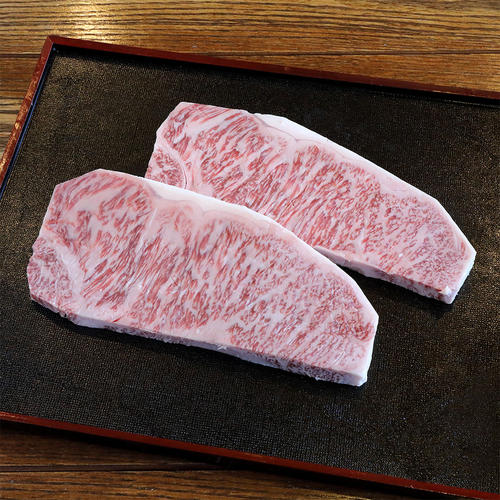 大山黒牛サーロインステーキ