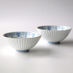 青華瓔珞文 夫婦茶碗（桐箱入）〈2個〉 有田焼