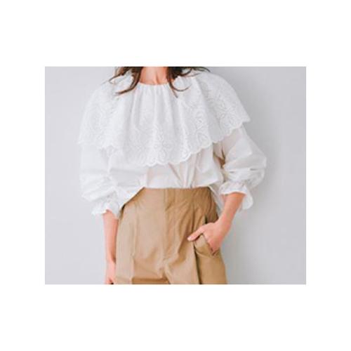 レース衿ブラウス