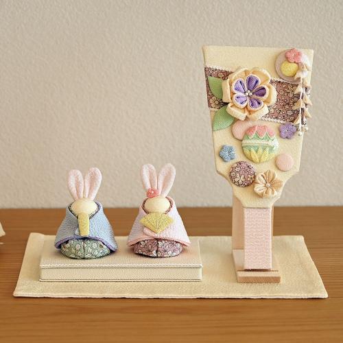 ＜京都夢み屋＞ちりめん うさぎ雛と羽子板飾り