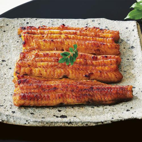 〈京料理 たん熊北店〉うなぎ蒲焼料亭の味（3串）