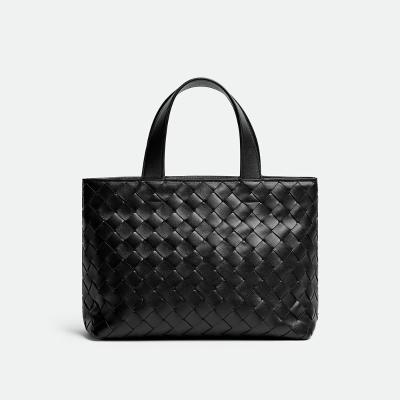 BOTTEGA VENETA（ボッテガ・ヴェネタ） | MEN'S BAG | ラグジュアリー