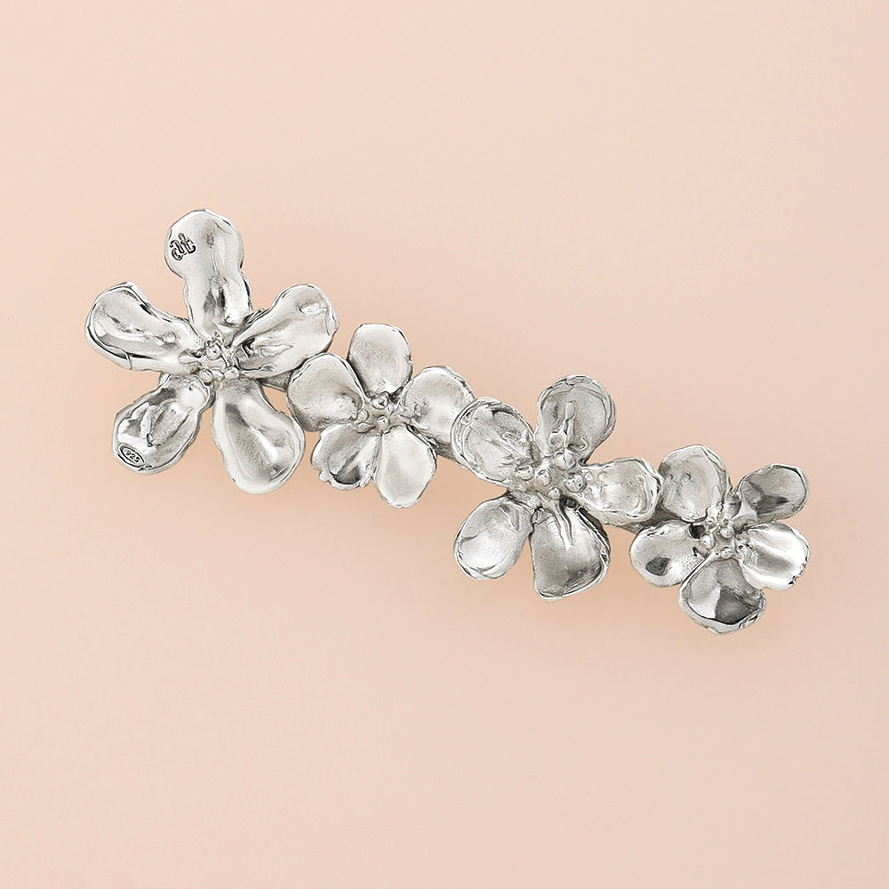 <Atelier Anna Trabert>　Blossom Broach