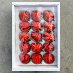 徳島県産 さくらももいちご（20粒～28粒） | 商品詳細 | 高島屋