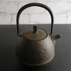 南部鉄急須　Egg　小　AntiqueBrown