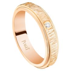 POSSESSION  リング