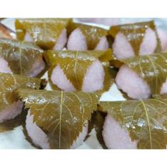 【店頭受取／横浜店】＜まるに抱き柏＞桜餅3個入【4月17日（金）午後4時30分以降】