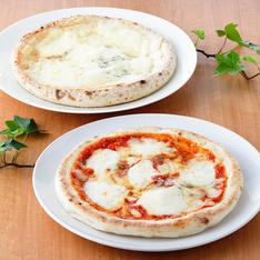＜PIZZAREVO＞冷凍ピザ　チーズ好きのためのピザ　2種セット