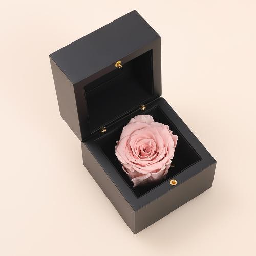 プリザーブドフラワー　ダイヤモンドローズ（木箱M） フェミニンピンク