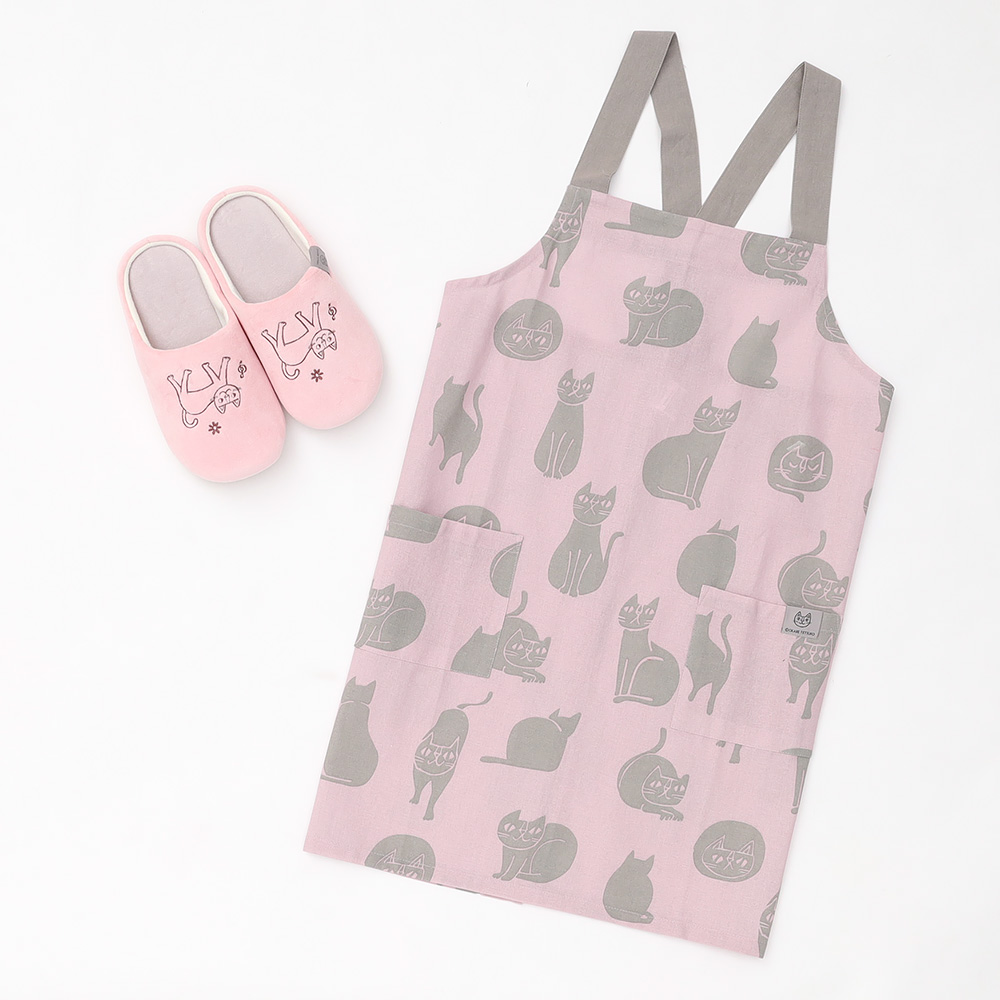 ＜ねこ画家：おかべてつろう＞エプロン＋スリッパ　2点セット