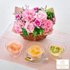 【母の日】生花　アレンジメント「エレガントママン」＆＜GODIVA＞フルーツジュレ（3個入）