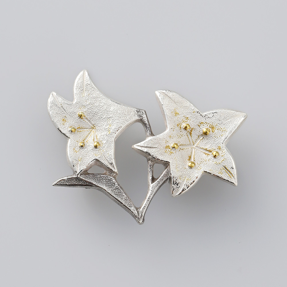 ＜小川真之助＞帯留　百合