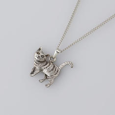 ＜小川真之助＞プチペンダント　ねこ