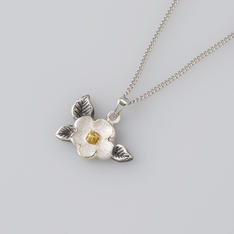 ＜小川真之助＞プチペンダント　椿