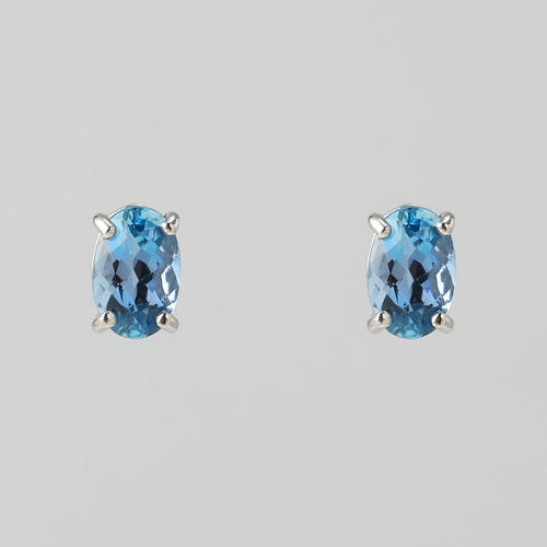 ＜サンタマリア＞Ptアクアマリンピアス