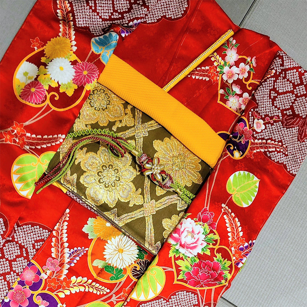 お仕立上り　振袖6点セット（赤）