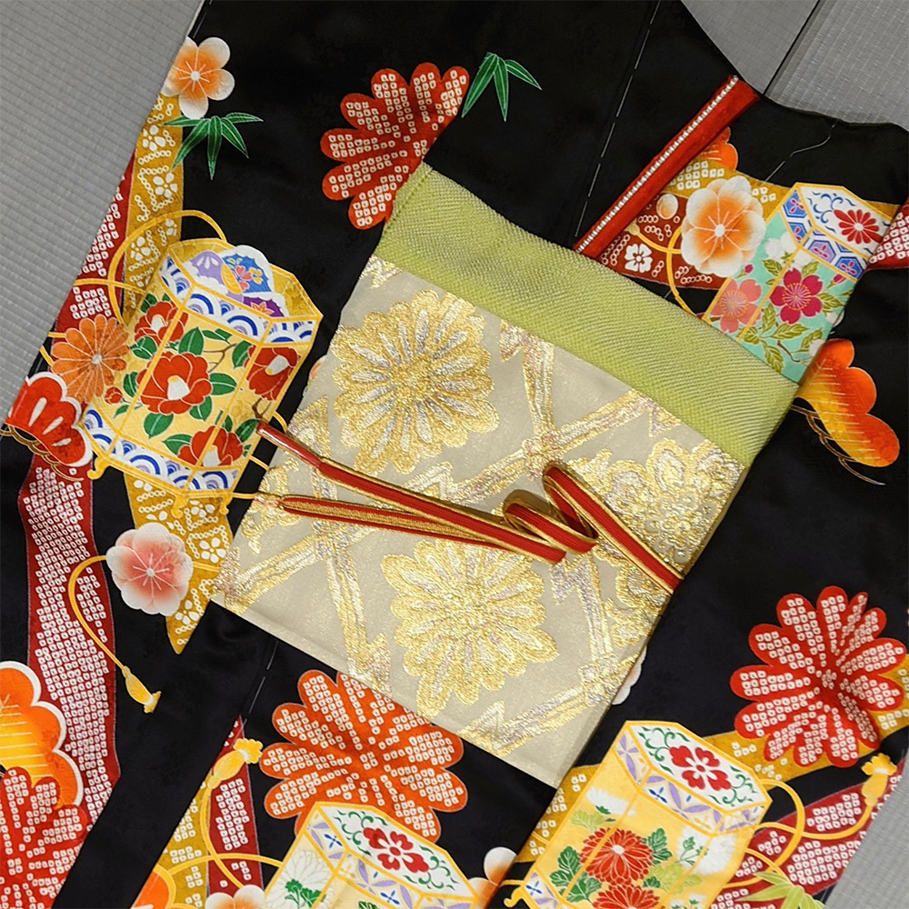 お仕立上り　振袖6点セット（黒）