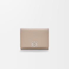 アナグラム トライフォールド ウォレット