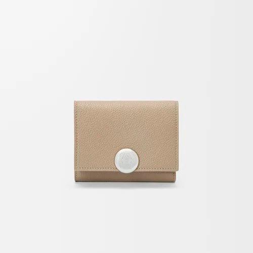 ペブル トライフォールド ウォレット