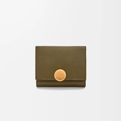 ペブル トライフォールド ウォレット