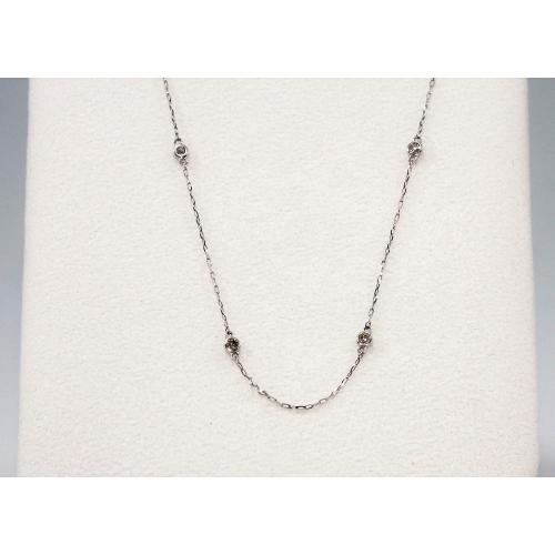 プラチナダイヤモンドネックレス（ステーションタイプ）