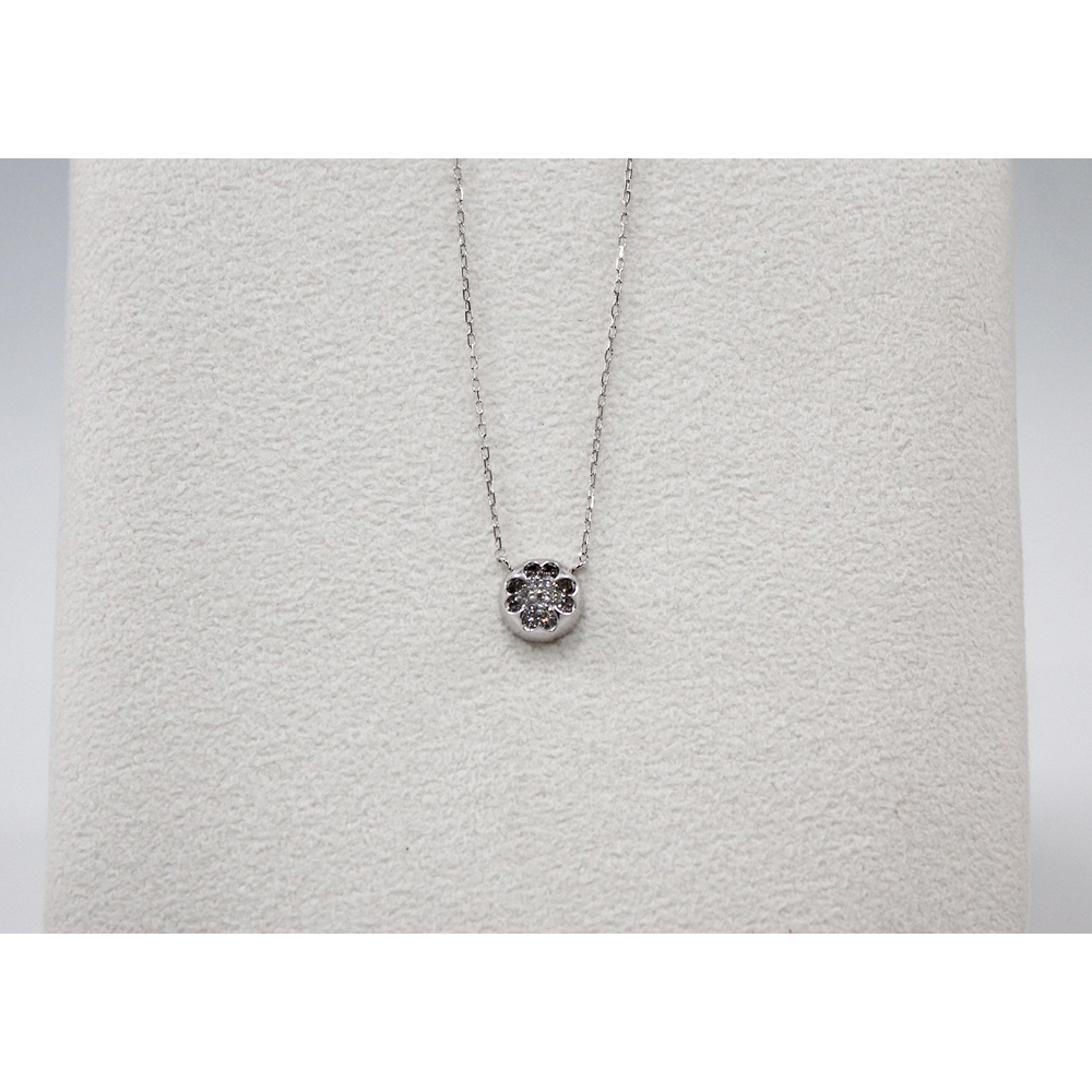 K18WGダイヤモンドペンダント