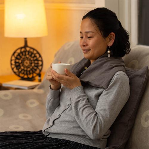 麦の温冷ネックピロー グレー