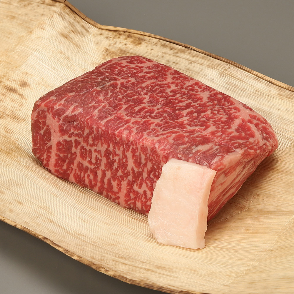 ＜高島屋契約牛牧場＞東北産黒毛和牛ステーキ、焼肉、ローストビーフ用モモブロック