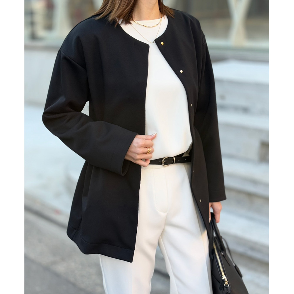 ＜Emma Taylor（エマテイラー）＞ダンボールノーカラーミドルコート