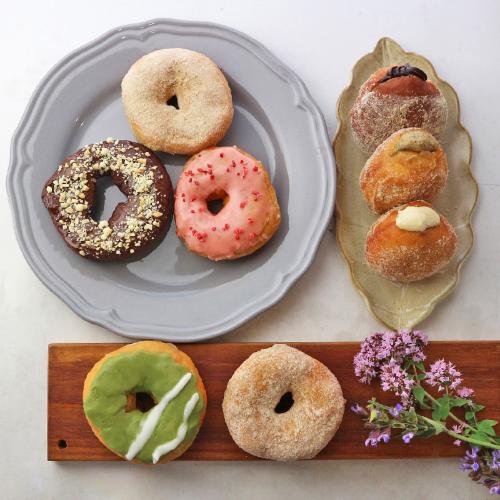 天然酵母のドーナツBOX（季節限定フレーバー入）