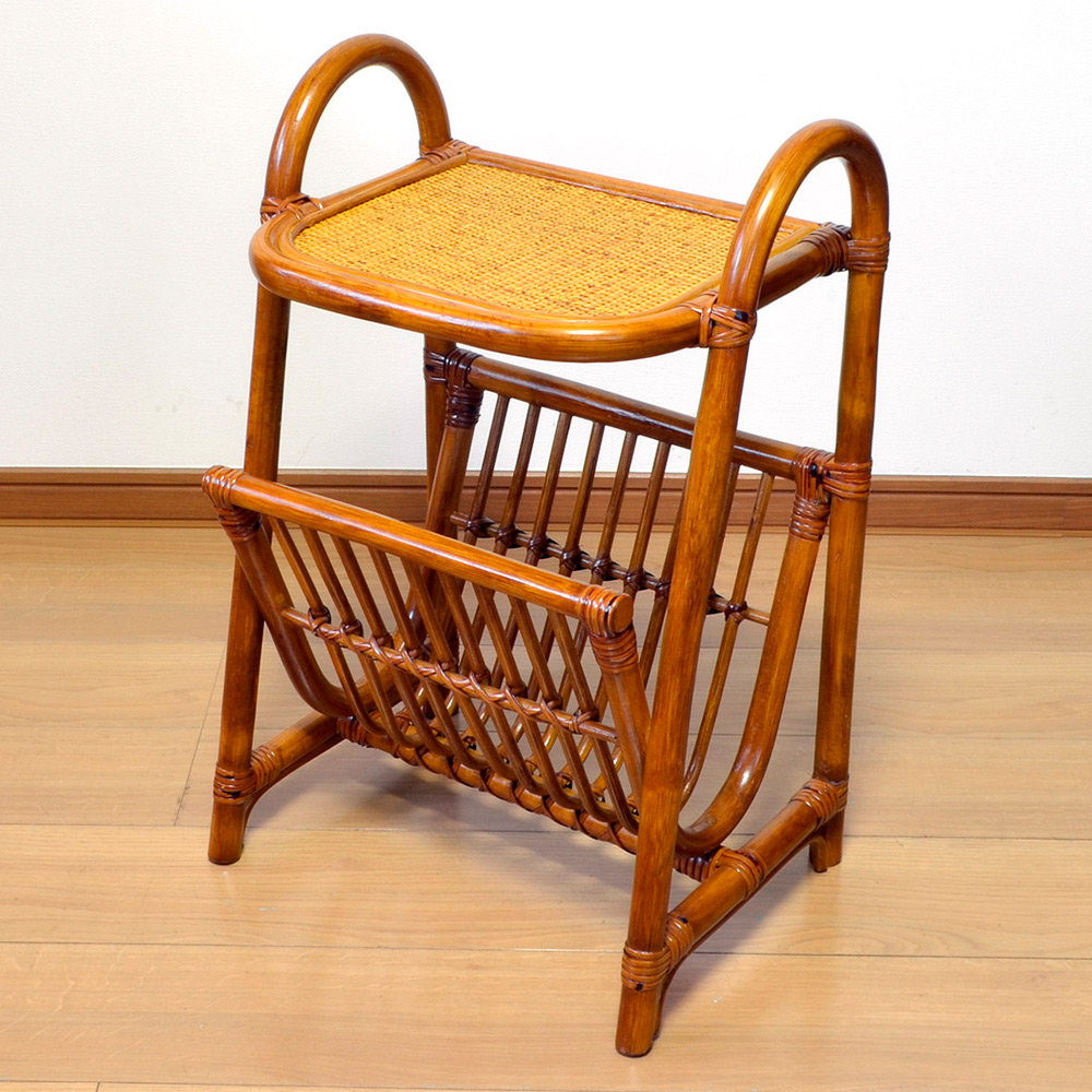 ラタン　マガジンラック 壁付けタイプ