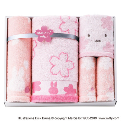 奇跡のタオル　内野　バスタオル 2色セット ギフト用　出産祝　結婚祝　高島屋 奇跡のタオル内野バスタオル 2色セット ギフト用出産祝結婚祝高島屋