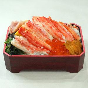 【店頭受取／大阪店】北海道たらば蟹三色弁当【4月25日（土）・26日（日）・29日（水・祝）、5月2日（土）→5日（火・祝）】　　5月5日（火・祝）午後4時→午後5時