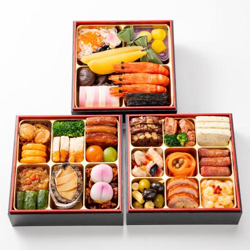 〈横浜ロイヤルパークホテル〉和洋中おせち三段重