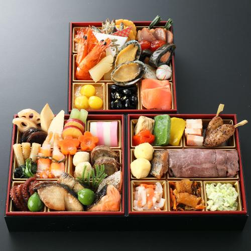 〈鮎家〉おせち三段重